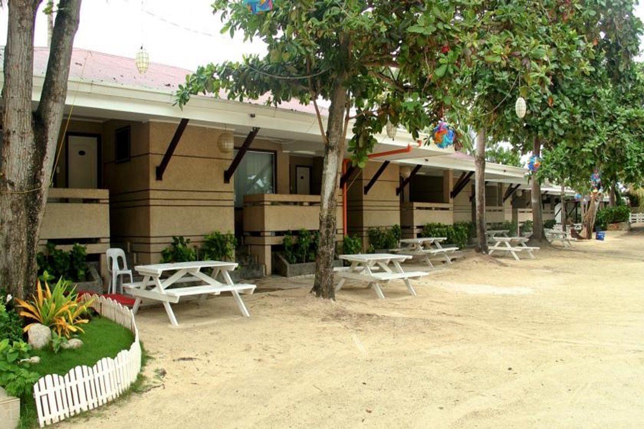 Bluefins Resort Lapu-Lapu City Exterior photo