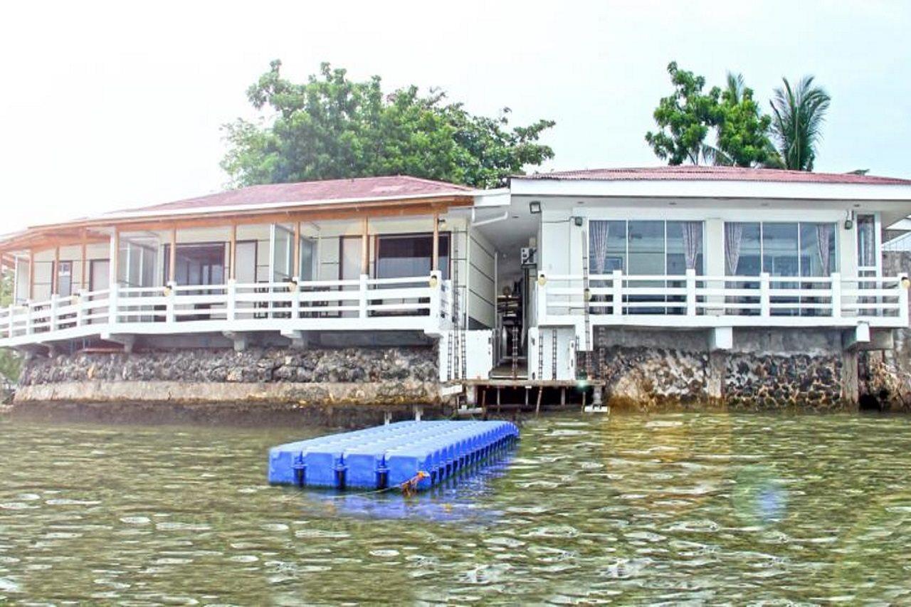 Bluefins Resort Lapu-Lapu City Exterior photo