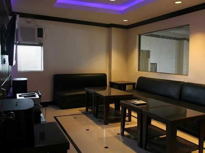 Bluefins Resort Lapu-Lapu City Exterior photo