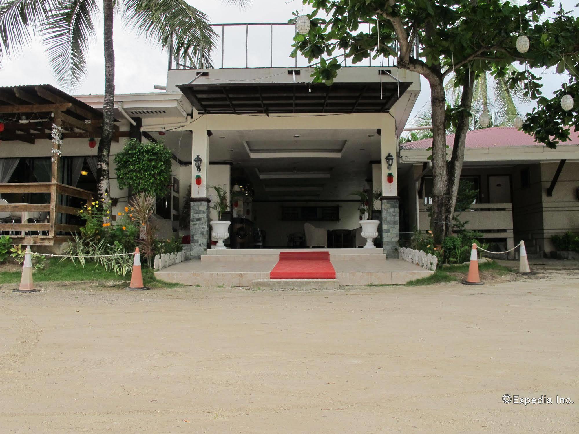 Bluefins Resort Lapu-Lapu City Exterior photo